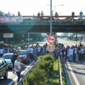 Narod nezadovoljan zbog blokade auto-puta
