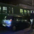 Saobraćajka u Bulevaru kralja Aleksandra: Žena autom udarila tramvaj (video)