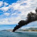 Црни дим се надвио изнад Јадрана: У десет минута изгорео и потонуо брод Националног парка