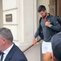 Đoković krenuo na četvrtfinale RG, a onda ispred hotela pokazao zašto je najomiljeniji sportista sveta