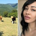 Sanja gaji stoku i zavidi joj pola Srbije: "Lakiram nokte i gledam kako 15.000 evra pase travu" (Video)