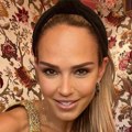 Sutra puni 54, a napravila lom u Minhenu! Marijana Mateus u dekolteu koji je ostavio sve bez teksta FOTO