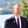 Drama u Crnoj Gori: Ivanović navodno presecao putanju vozila u pratnji premijera Spajića: Dobacivao obezbeđenju i psovao ih do…