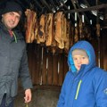 Mirko sa Kablara ima "štek" na kom bi mu pozavideli mnogi: Sa sinovima čuva tradiciju FOTO