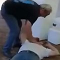 Tuča sveštenik i predsednika mesne zajednice: Nesvakidašnji incident u porti crkve, obojica završili iza rešetaka