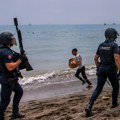 Kao apokalipsa! Španski grad od 83.000 stanovnika preplavilo 50.000 migranata u jednom danu: "Branićemo mir u Seuti kao što bi…