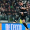 "Neke ponude je nemoguće odbiti": Trener Juventusa nagovestio da Vlahović napušta klub