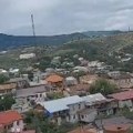 "Vojna operacija je pokrenuta" Eksplozije i dronovi u Nagorno-Karabahu, azerbejdžanska tehnika označena po uzoru na rusku…