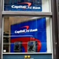 Capital One razmatra akviziciju Discover Financiala