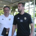 Štoper Čuke najavio start sezone: "Moramo da se borimo za Evropu! Zvezda i Partizan igraju svoju ligu..."