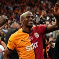 Ludnica u Istanbulu: Viktora Osimena dočekalo preko 20.000 navijača Galatasaraja!