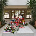 Određeno zadržavanje muškarcu koji je pokušao da zapali Kuću cveća: Oglasilo se tužilaštvo posle incidenta u Beogradu