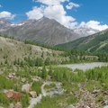 Tragedija na planinskom vrhu: Dvojica alpinista pronađena mrtva posle višednevne intenzivne potrage u Švajcarskoj
