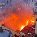 Požar u centru Napulja, gorelo znamenito pozorište – 60 evakuisanih, više povređenih