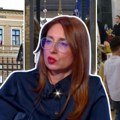 (Видео) Скандалозно и нечасно! Професорка блокадерка Јовине гимназије извређала верујући народ и часни појас Богородице: Трује…