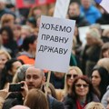Studenti krenuli u “šetnju pobednika”: Nose potpise za izbornu listu pred RIK