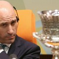 Podneo ostavku nakon skandala sa fudbalerkom: LJubio je, dobio suspenziju, pa se povukao sa mesta predsednika Fudbalskog saveza