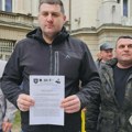 Vojni sindikat Srbije predao zahtev za sastanak s Vučićem