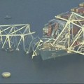"Za dlaku" izbegao tragediju: Mladić uspeo da pređe preko mosta u Baltimoru svega par minuta pre katastrofe (video)