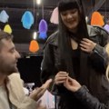 Kako nam je Teya Dora upala u uključenje uživo na Evroviziji: Među nama na TV Nova dobila neočekivane goste u prenosu VIDEO