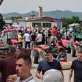 Nezadovoljni malinari blokirali petlju u Požegi (VIDEO)