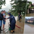 U mionici poplavljena domaćinstva Voda prodire u kuće, oštećene saobraćajnice! Olujno nevreme premešta se na ostatak…