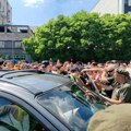 Novi Sad: Vozilom se zaleteli u kolonu, odmah uhapšeni (VIDEO)