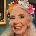 Skinula se maja Volk (66) Pobedila rak i sada blista u bikiniju: "Predah dok jurim za unucima" (foto)