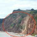 Prizor koji ledi krv: Turisti mirno ležali na plaži, onda su čuli "eksploziju": Ubrzo je nastala opšta panika (foto)