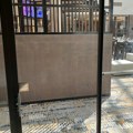 „Ušao sam sam u hotelsku sobu i pogledao ka ‘terasi’ i nisam mogao da verujem. Šta je ovo?“