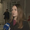 Učenica Pete gimnazije: Dok se naši zahtevi ne ispune, nećemo se pomeriti odavde