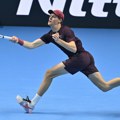 Siner peti put zaredom „oduvao“ Zvereva, nastavlja da „gazi“ na Završnom mastersu