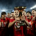 Zvezda nagrađuje porodice koje dođu na proslavu titule: Svi koji se učlane dobijaju dres na poklon!