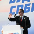 (Foto) Predsednik Vučić izašao na binu, usledio višeminutni aplauz Čuju se prve poruke lidera Srbije: Za nekoliko nedelja…