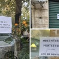 Vlasnici radnji u Tirani masovno na izloge stavljaju ovu poruku: Ona može da ih spase od propasti
