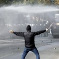 U Albaniji su protesti protiv vlade postali delimično nasilni, vlast ih osuđuje kao „hibridni rat“, a šta kažu stručnjaci?…