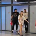 (Paparaco) svađa na aerodromu: Filip Car se izdrao Aleksandri Nikolić, ona prebledela:"Imaš more i ceo Jadran, a ti hoćeš…