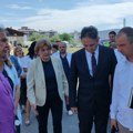 Ministri Grujičić i Blagojević obišli renovirani deo vranjske bolnice, najavili nova ulaganja