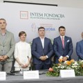Banca Intesa pokrenula filantropsku organizaciju za sistemsku podršku zajednici: Donacijom opreme Univerzitetskoj dečjoj…