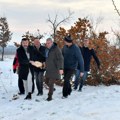 Predstavnici gradskog rukovodstva odsekli badnjak u Lipnici (FOTO)