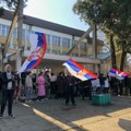 Danas protest ispred TUŠ-a zbog direktorovog kažnjavanja maturanata i profesora