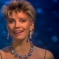 Bila je najpopularnija loto devojka, a radila za "kikiriki": Smeškala se i pokazivala brojeve, pa propevala
