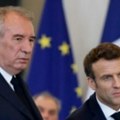 Francuski parlament izglasao nepoverenje premijeru produbljujući političku krizu