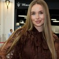 "Verujem u vanzemaljce i paralelne univerzume": Naša poznata influenserka šokirala u podkastu "Nešto moje"