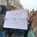 „Postavljaćemo banere dok ih ne sklone“ – studenti u Prokuplju najavili novu akciju na trgu