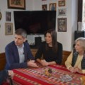 Srbija je danas ponosna i samouverena: Arno Gujon i potpredsednica Glavnog odbora sns-a Irena Vujović u poseti porodici…