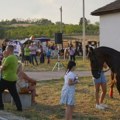 Građani pokupovali na stotine kilograma sira! Ovo je najveći sajam belog mrsa u Srbiji! (foto)