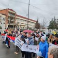 Lazarevčani na ulicama: Blokade, tišina i protestna šetnja „Hop na Kop“