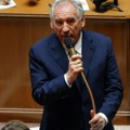 Pala francuska vlada, Makron bira novog premijera ili se ide na izbore