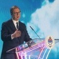 Vučić: Skup u Novom Pazaru izrazito malobrojan i besmislen